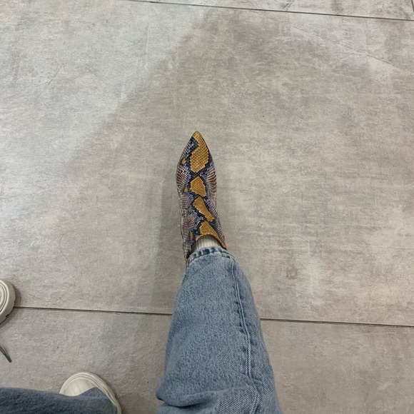 STEVE MADDEN Trista -S Multi snake ankle boots - Picture 4 of 12